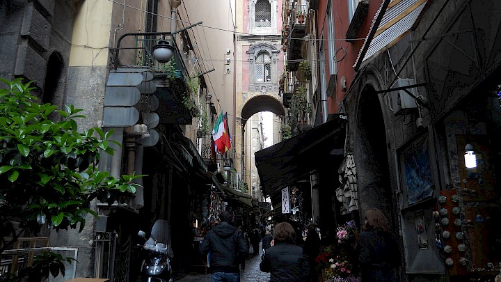 Vedi Napoli e poi… enjoy it!